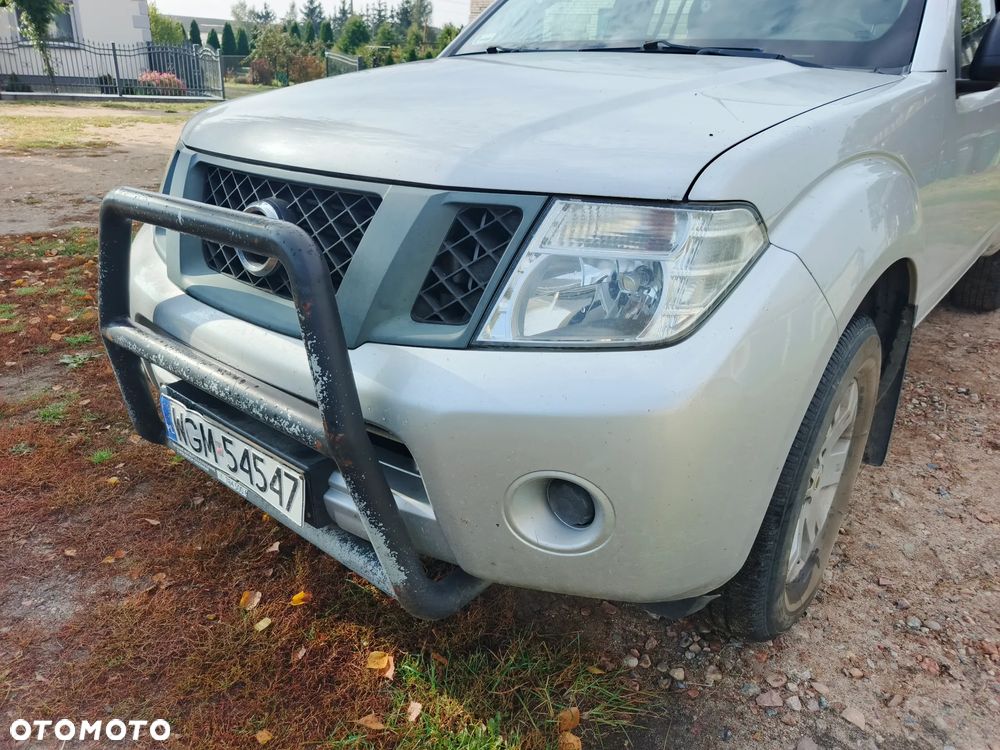 Nissan Navara 2.5 D SE - 21