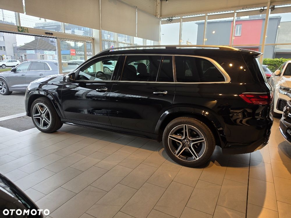 Mercedes-Benz GLS - 24