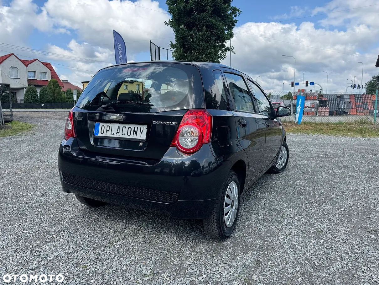 Chevrolet Aveo - 12