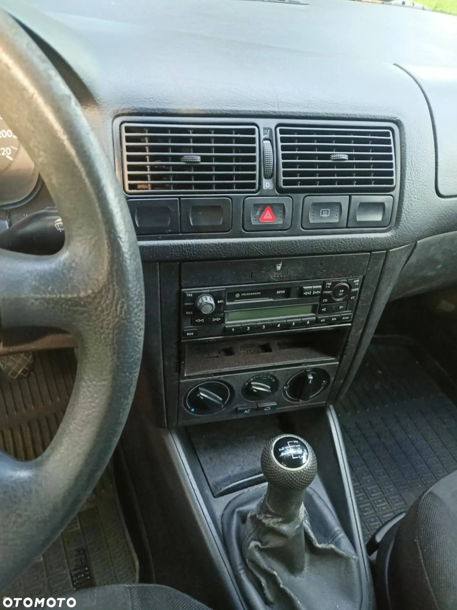 Volkswagen Golf IV 1.4 16V Trendline - 4