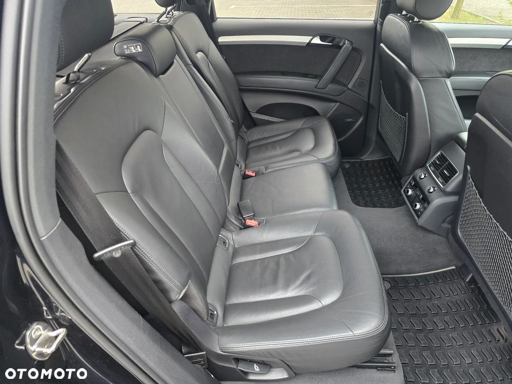 Audi Q7 3.0 TDI DPF Quattro Tiptronic - 23