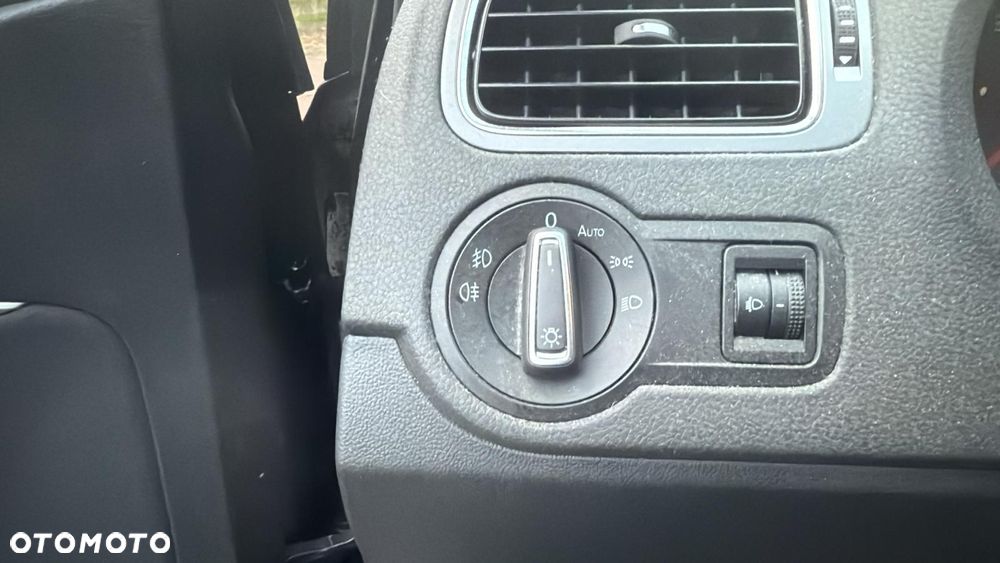 Volkswagen Polo 1.0 (Blue Motion Technology) Trendline - 17