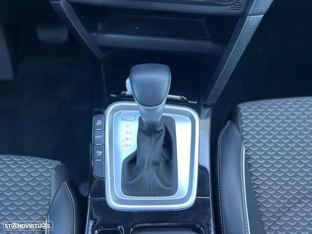Kia XCeed 1.6 GDi PHEV Drive - 16