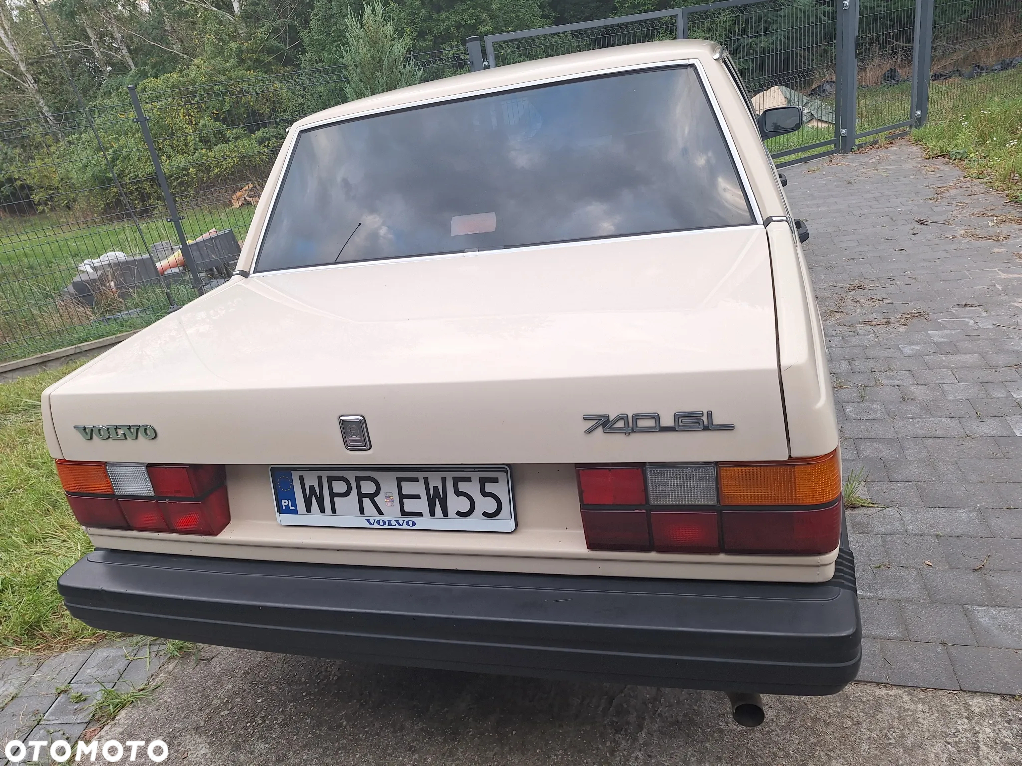 Volvo Seria 700 - 18