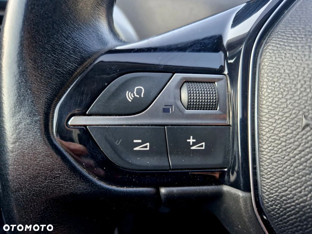Peugeot 3008 1.2 PureTech Access S&S - 15