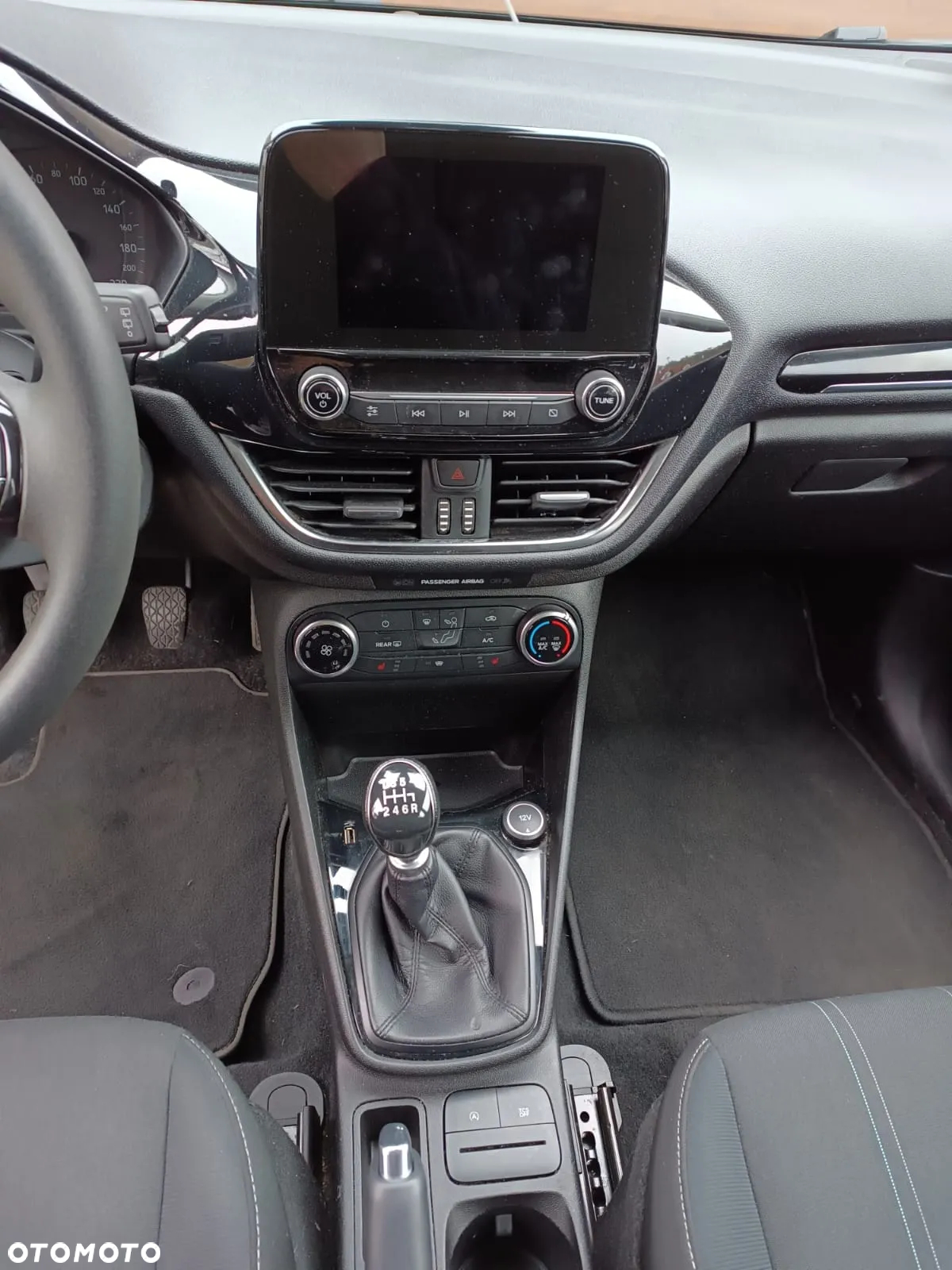 Ford Fiesta - 13
