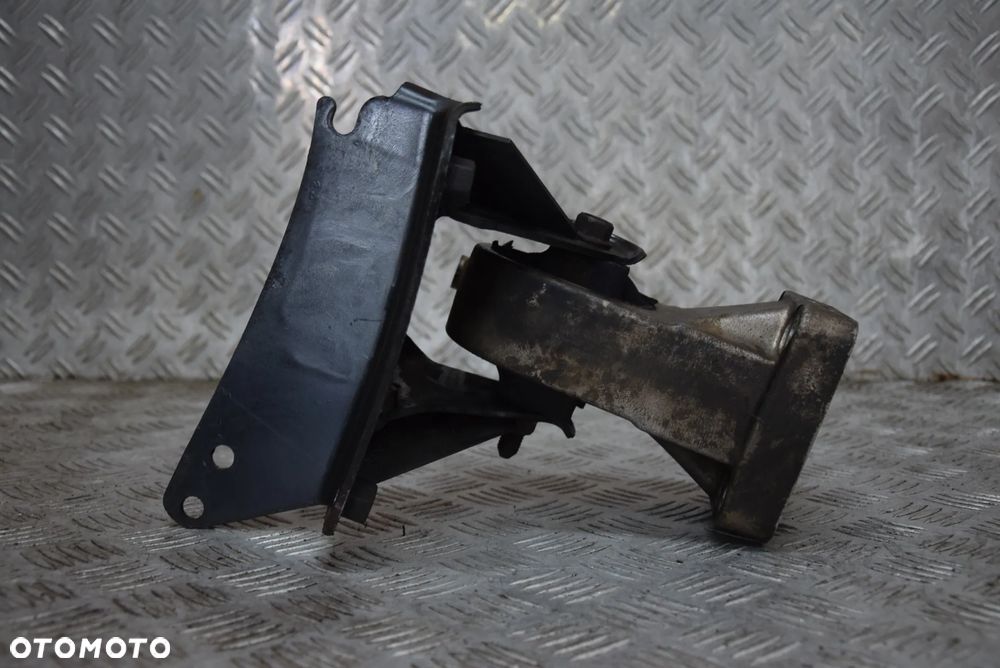 JEEP GRAND CHEROKEE WJ 2.7 CRD ŁAPA SILNIKA LEWA - 3