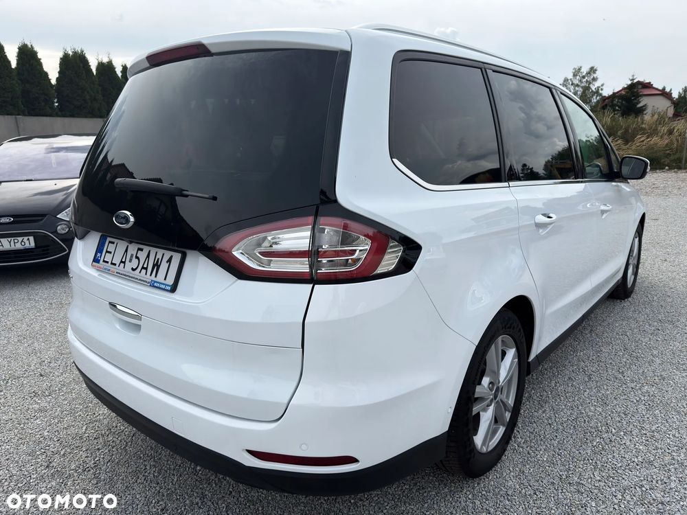 Ford Galaxy 2.0 EcoBlue S&S TITANIUM - 9
