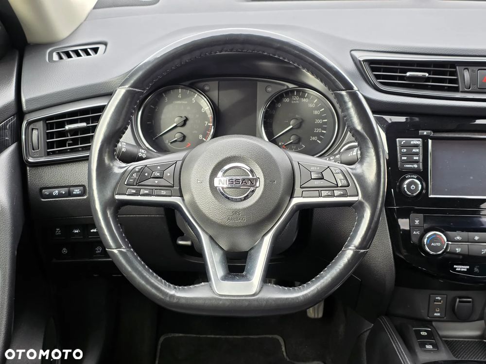 Nissan X-Trail 1.6 DIG-T Tekna 2WD - 23