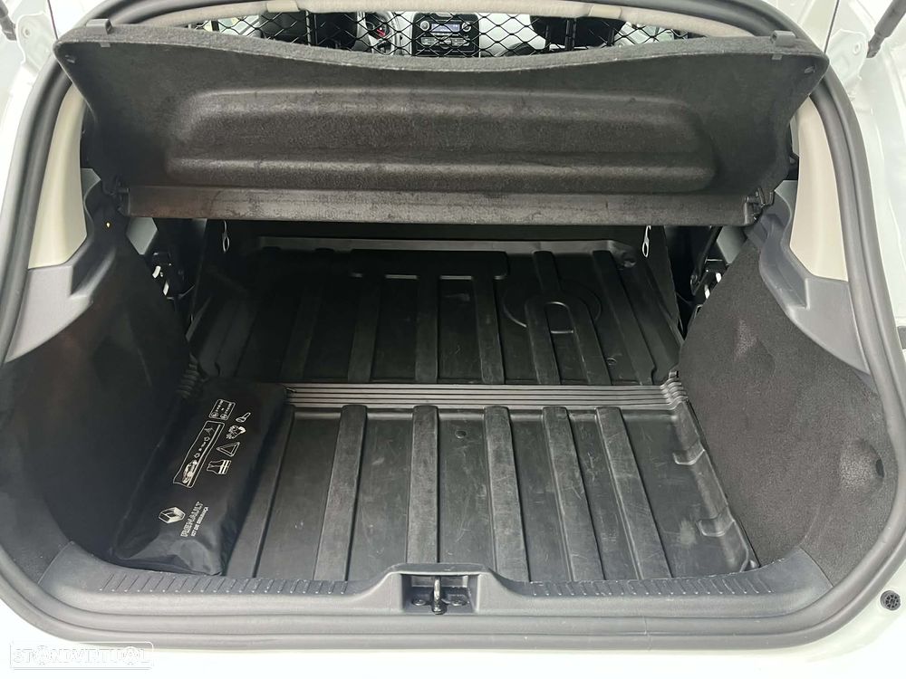 Renault Clio IV Van 1.5 dCi 75cv - 23
