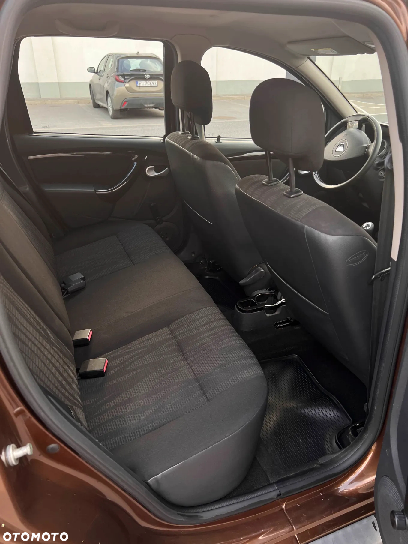 Dacia Duster 1.6 Laureate - 16