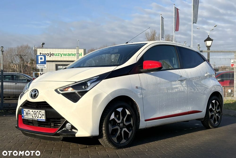 Toyota Aygo 1.0 VVT-i Color Edition - 1