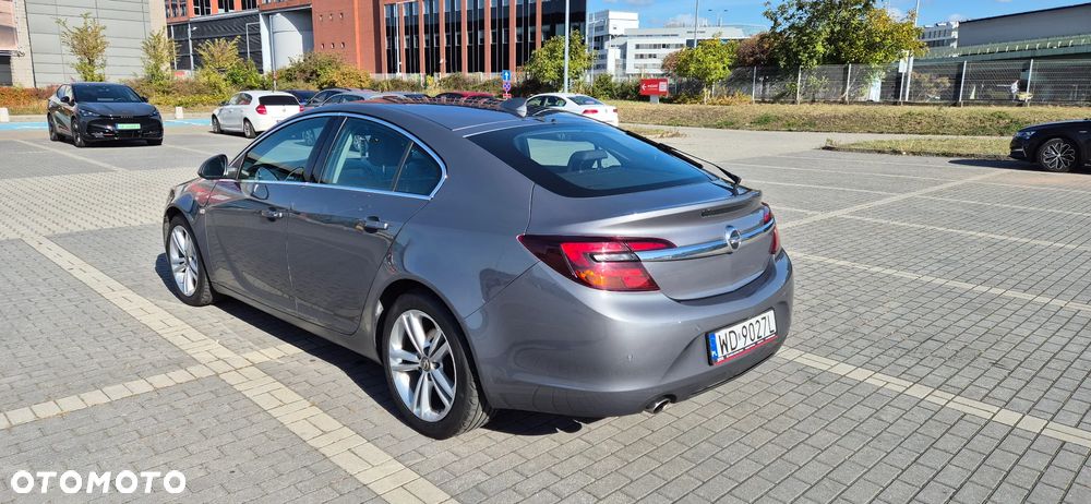 Opel Insignia 2.0 CDTI Cosmo S&S - 4