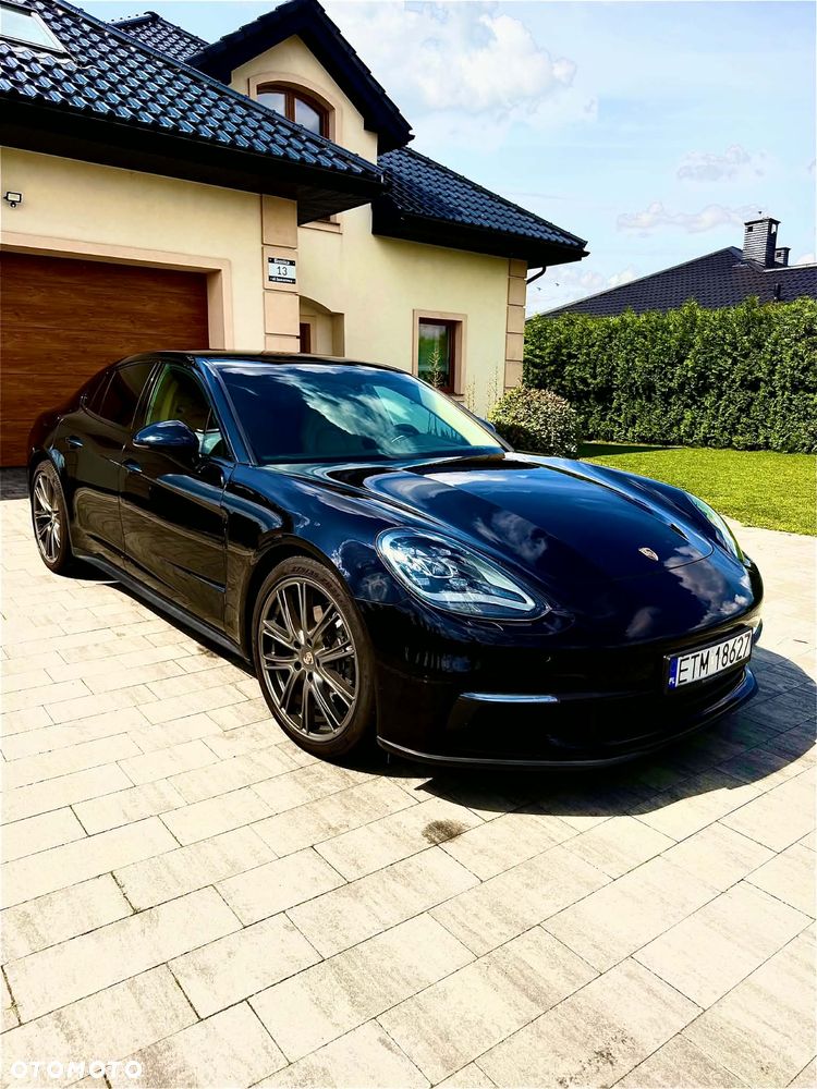 Porsche Panamera 4 - 1