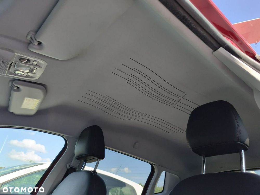 Peugeot 2008 - 16