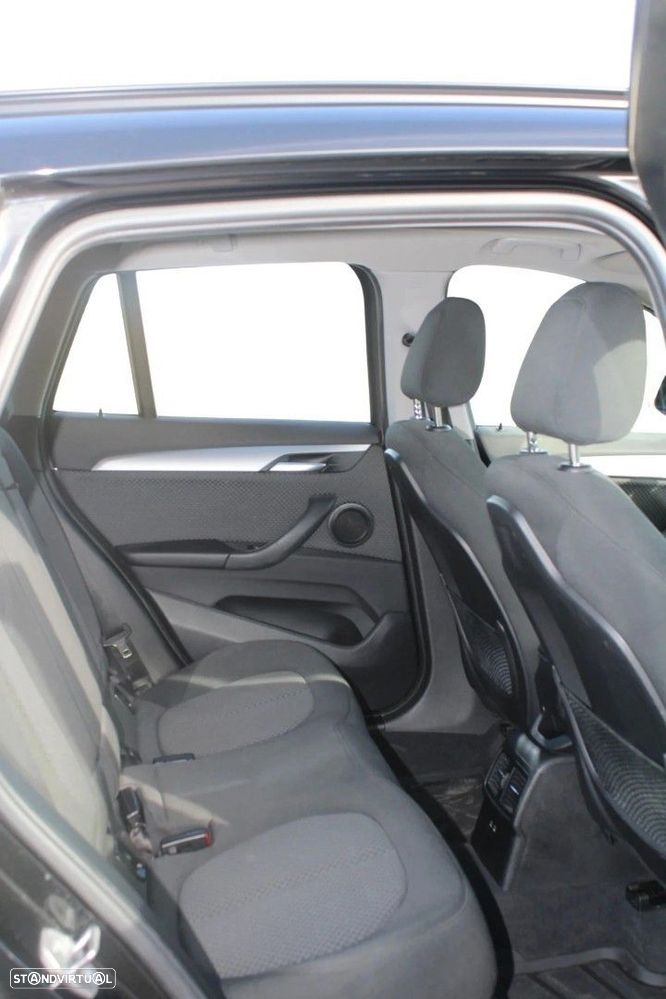 BMW X1 16 d sDrive Advantage Auto - 52