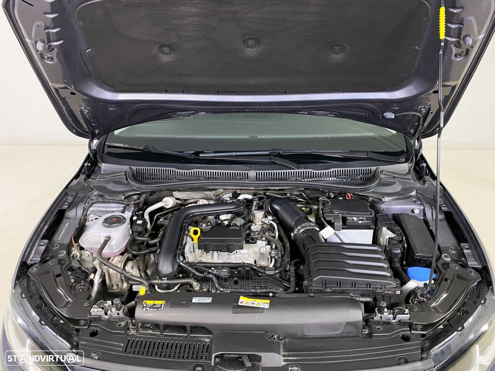 VW Polo 1.0 TSI Urban DSG - 21