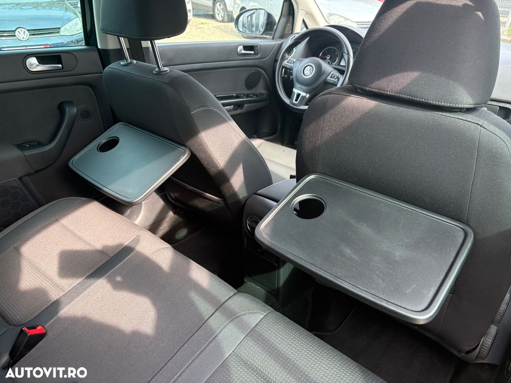 Volkswagen Golf Plus 1.6 TDI DPF DSG Team - 8
