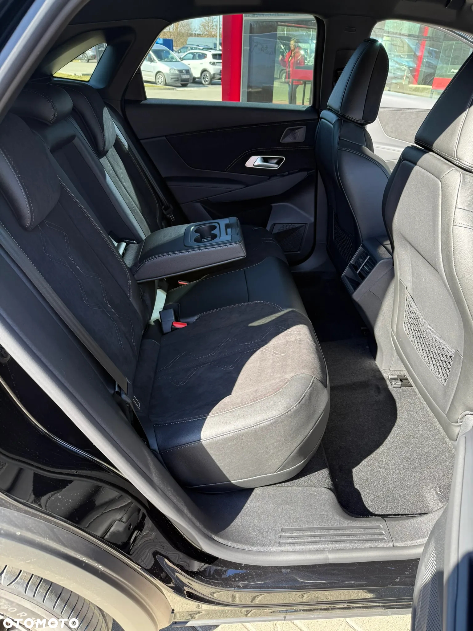 DS Automobiles DS 7 Crossback 1.6 E-Tense 4x4 Edition France - 10