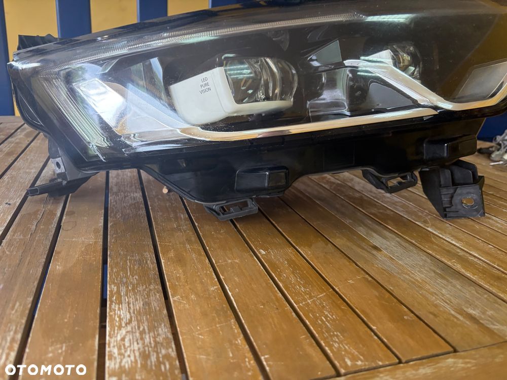 Renault Koleos II Lampa prawa przód przednia full led 260108343R - 3