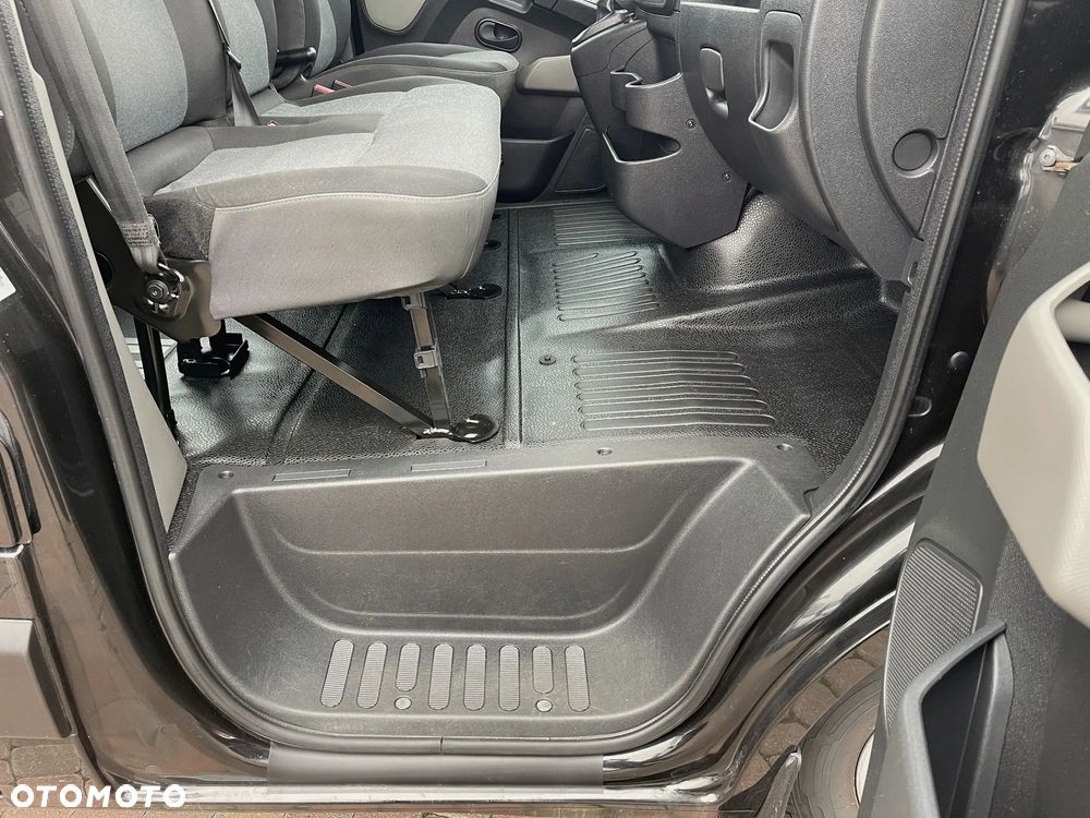 Renault Master Brygadówka Doka L2H2 - 22