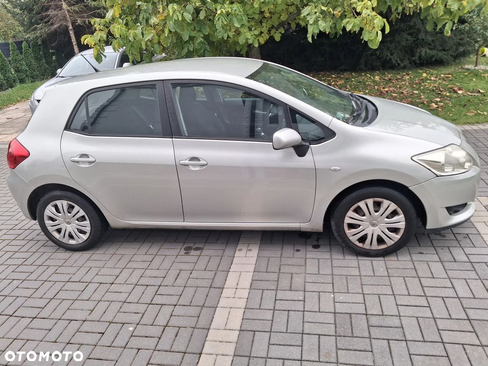 Toyota Auris - 3