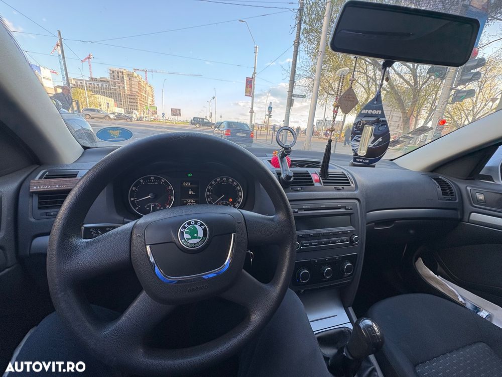 Skoda Octavia 1.4 MPI - 4