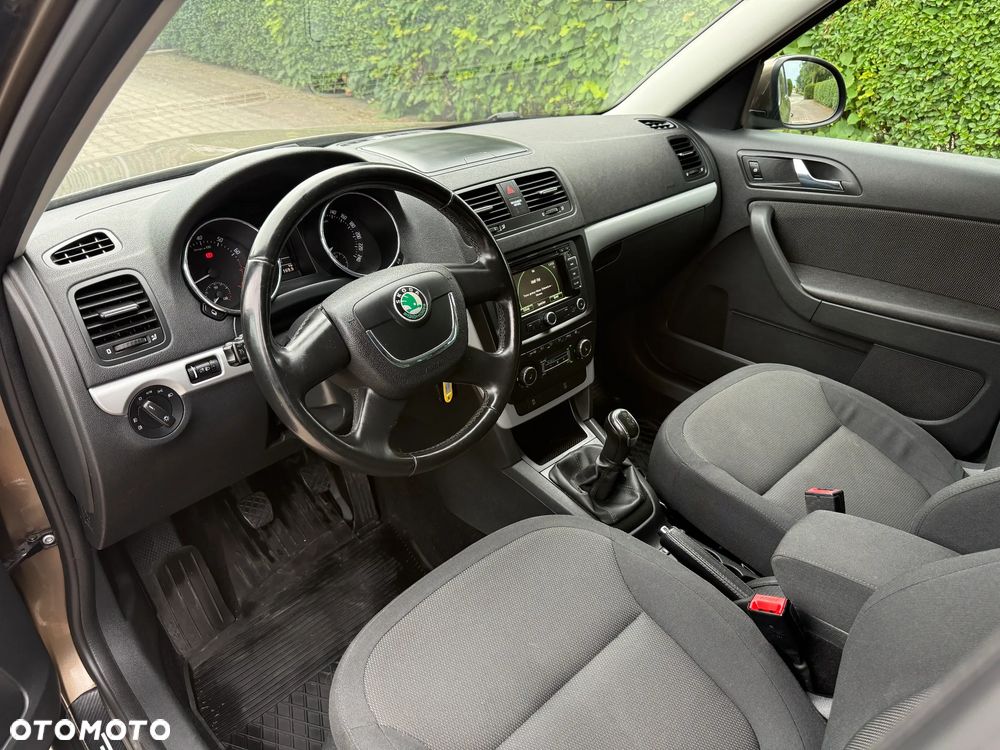 Skoda Yeti 1.2 TSI FAMILY - 23