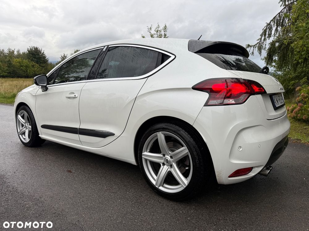 Citroën DS4 THP 200 Pure Pearl - 23