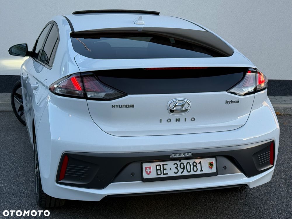 Hyundai IONIQ ver-hybrid-1-6-gdi-premium - 12