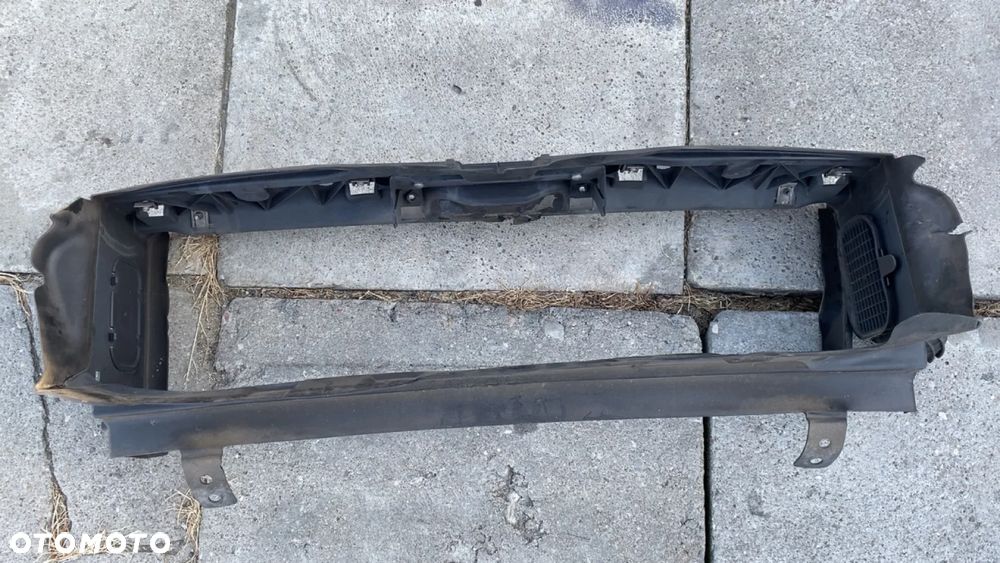 BMW F32 F33 F36 KIEROWNICA POWIETRZA WLOT 7290610 USZKODZONA - 1