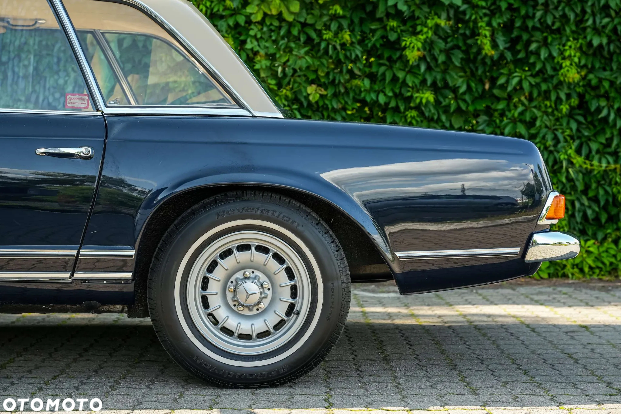Mercedes-Benz SL - 14