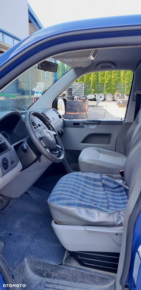 Volkswagen Transporter - 5