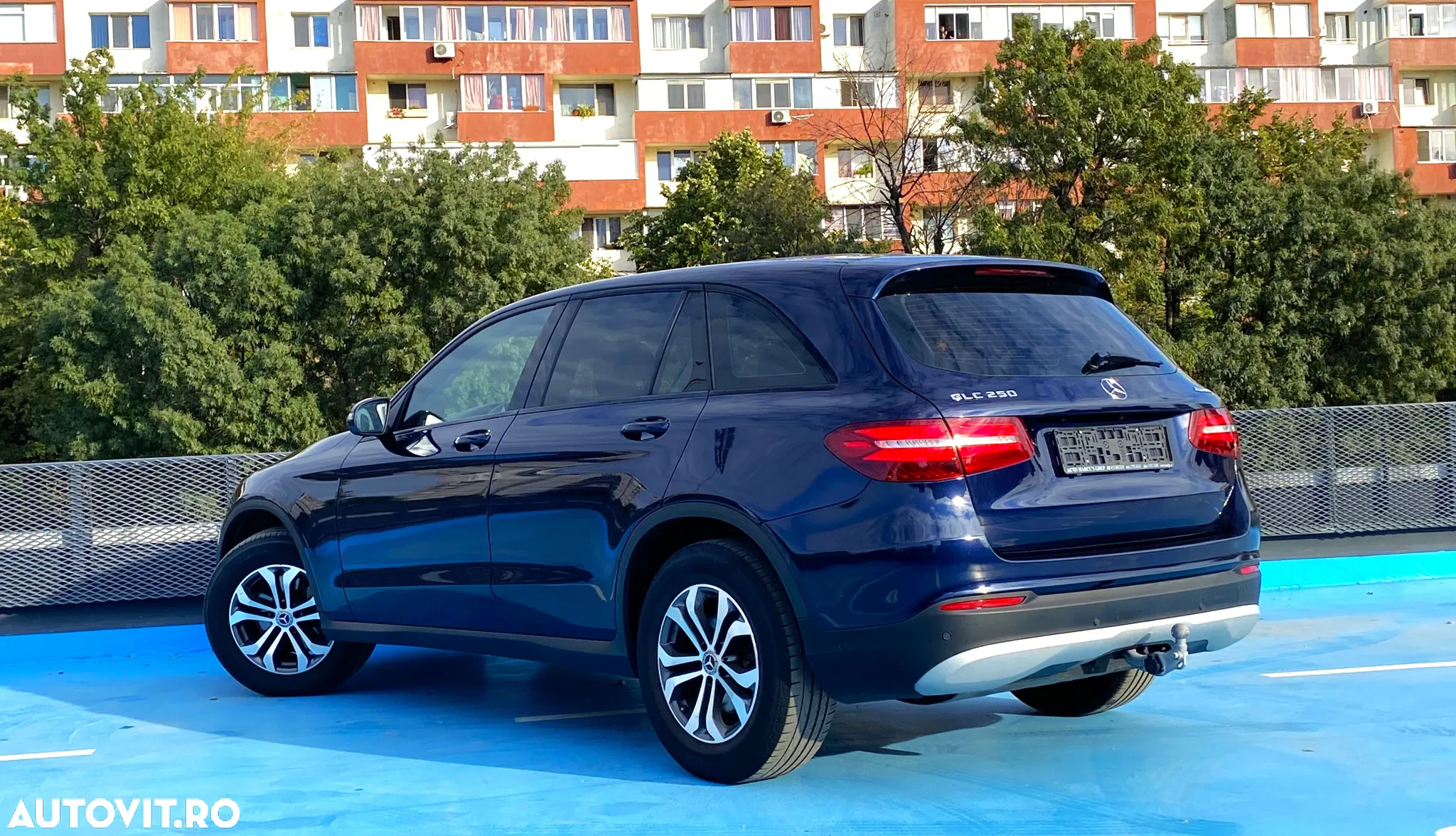 Mercedes-Benz GLC 250 4MATIC - 24