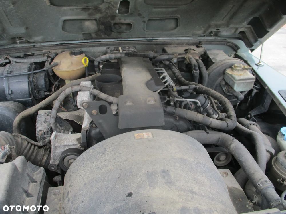 Land Rover Defender 2.4 TD4 E - 14
