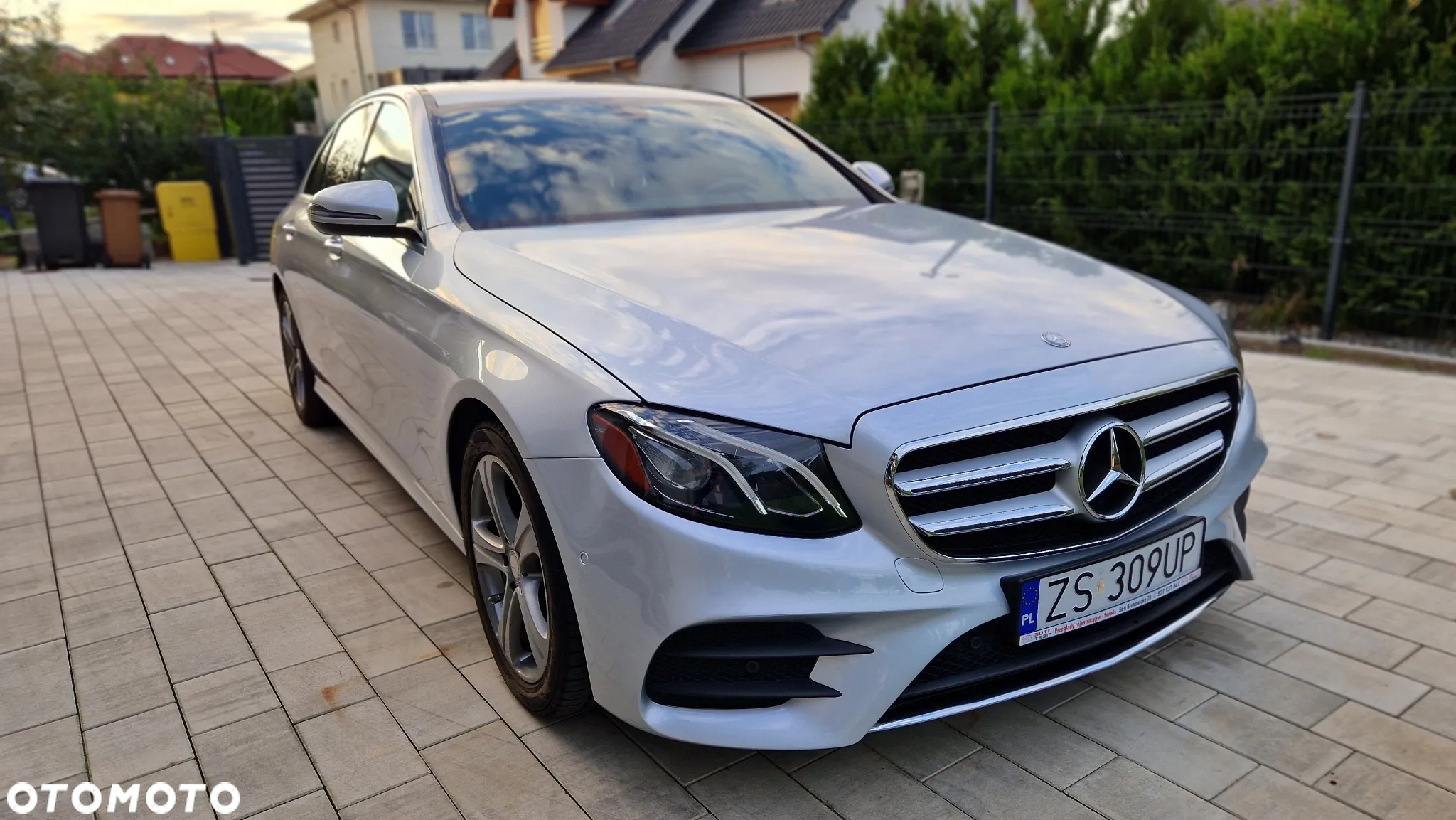 Mercedes-Benz Klasa E 300 9G-TRONIC Avantgarde - 11