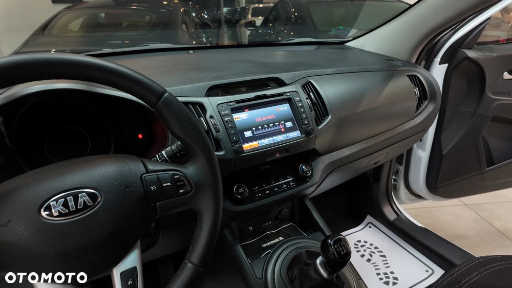 Kia Sportage 1.7 CRDI 2WD Vision - 24