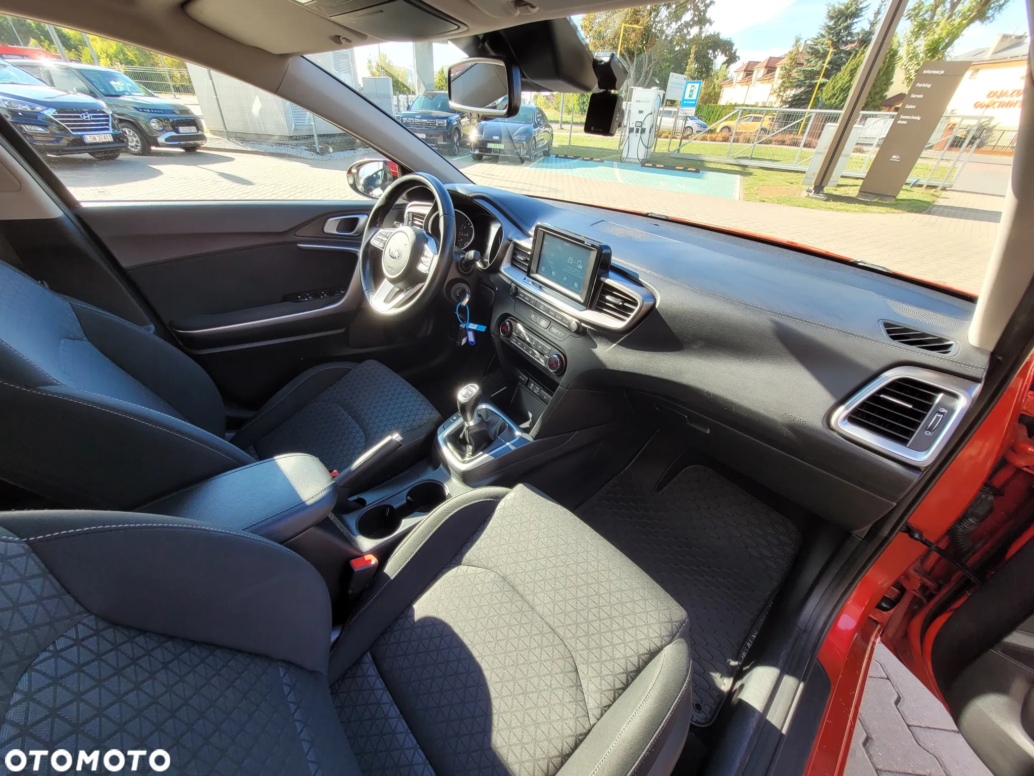 Kia Ceed 1.4 T-GDI M - 16