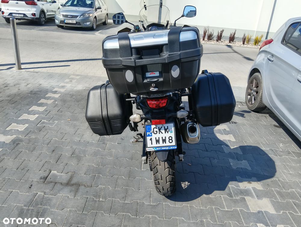 Suzuki V-STROM - 24