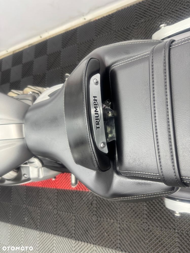 Triumph Rocket - 28