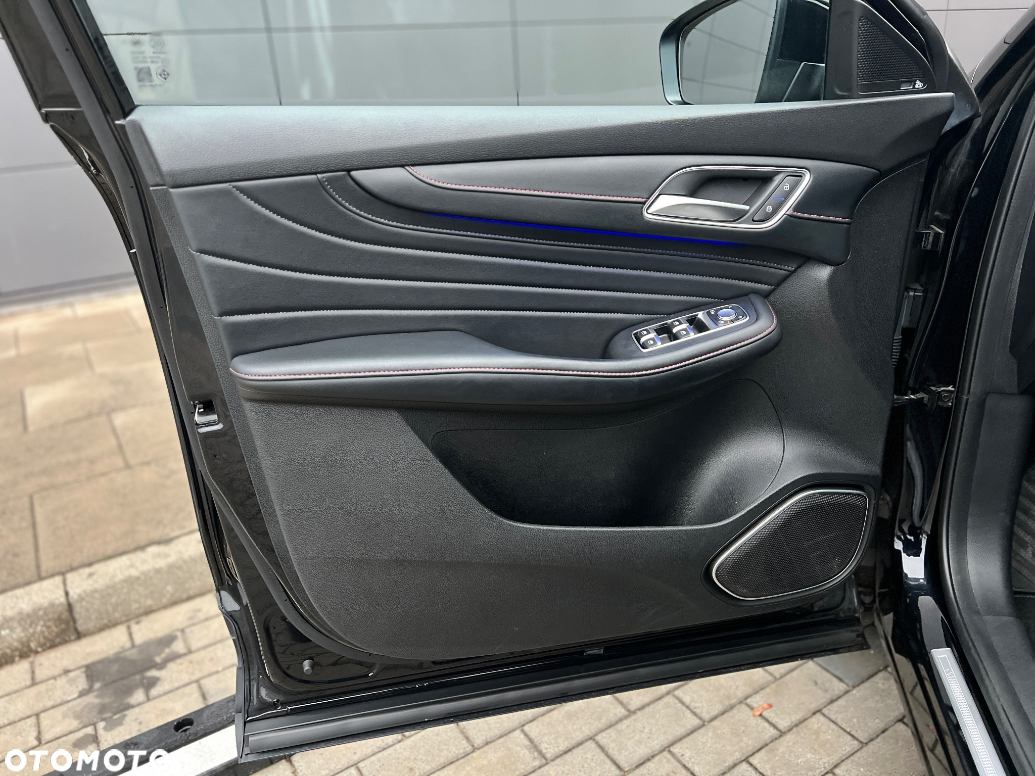 MG EHS 1.5T-GDI PHEV Luxury - 16
