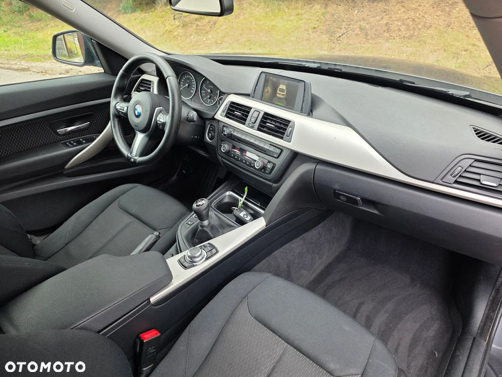 BMW 3GT 318d Modern Line - 24