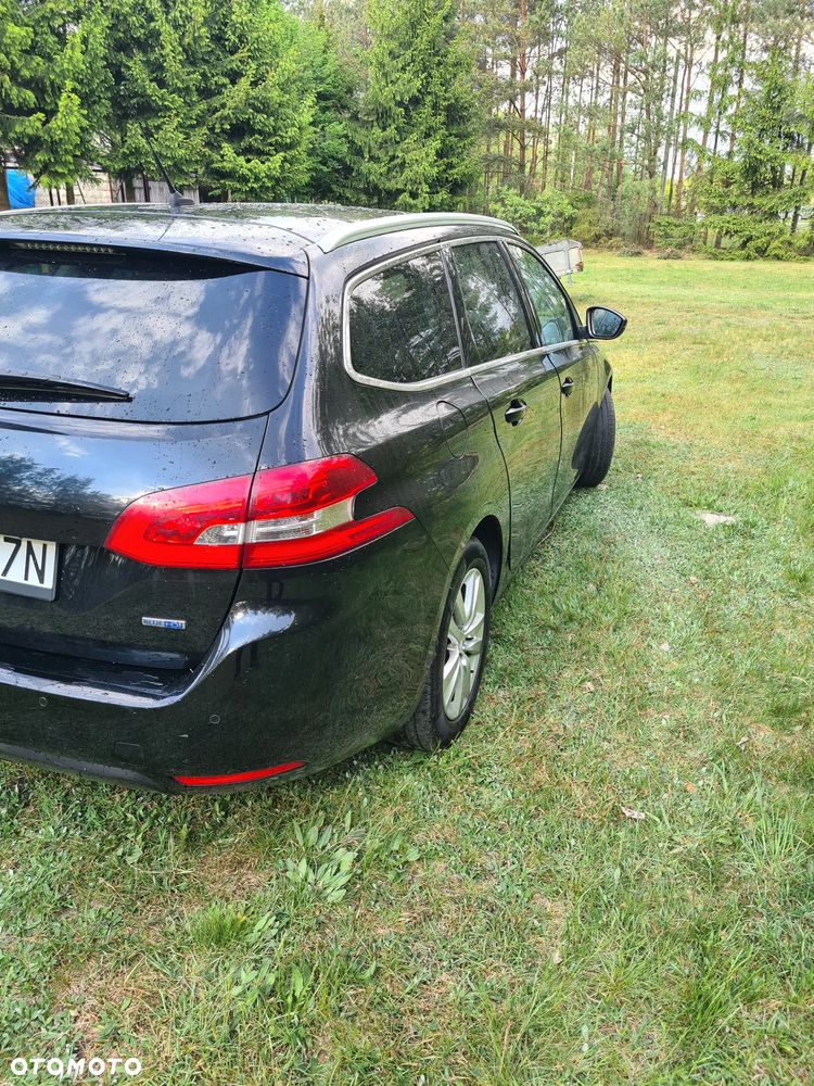 Peugeot 308 1.6 BlueHDi Allure S&S - 13