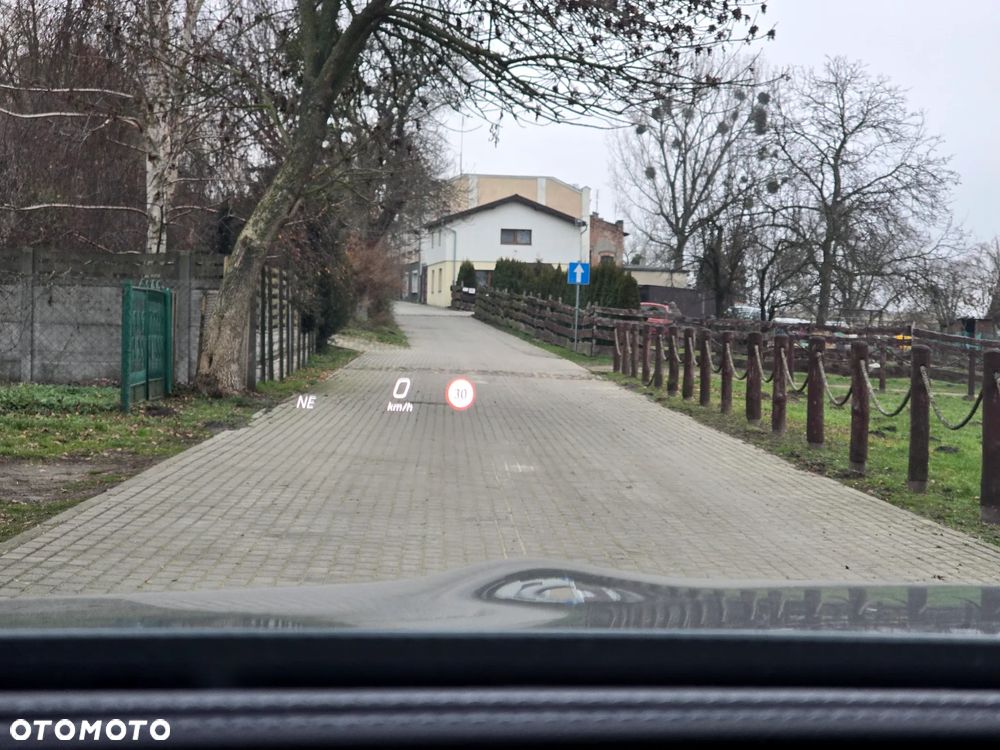 Mercedes-Benz Klasa E 350 9G-TRONIC AMG Line - 14