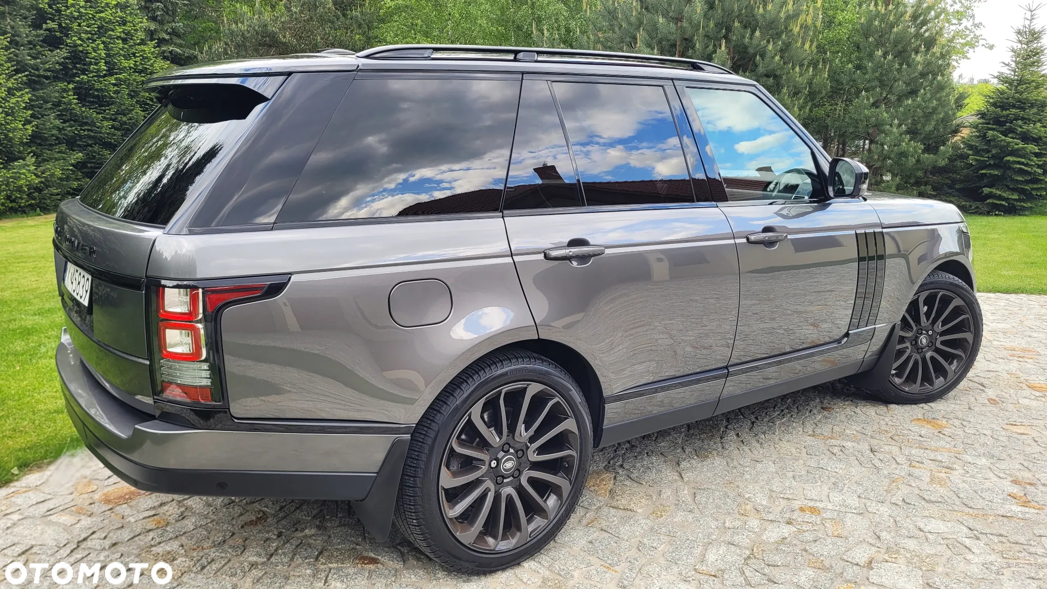 Land Rover Range Rover 4.4SD V8 AB Black - 3