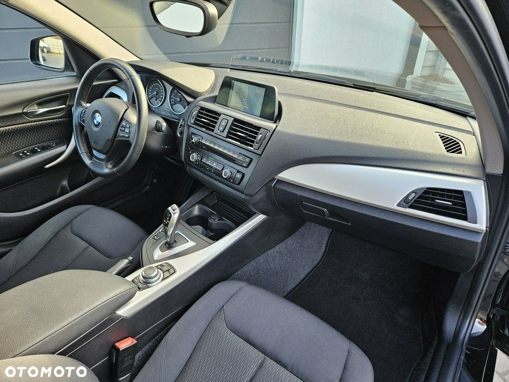 BMW Seria 1 116i Sport Line - 29