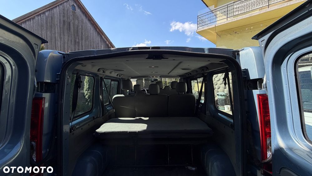 Renault Trafic L1H1 Passenger Lux - 10
