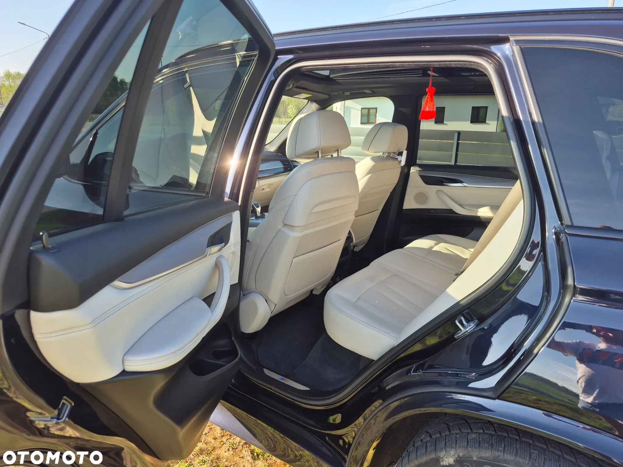 BMW X5 M M50d - 13