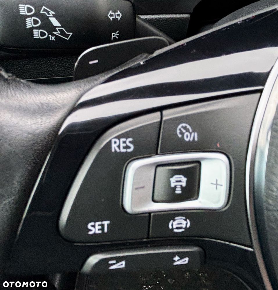 Volkswagen Tiguan 2.0 TSI OPF 4MOTION DSG R-Line - 29