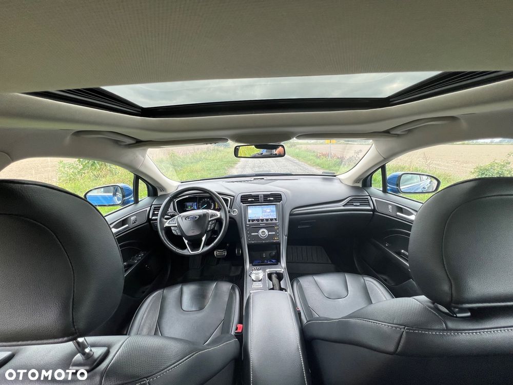 Ford Mondeo 2.0 SCTi Titanium - 11
